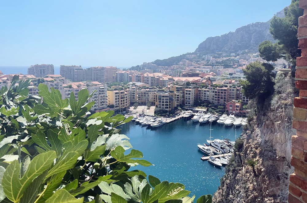 Bridging Villa Cap Ferrat